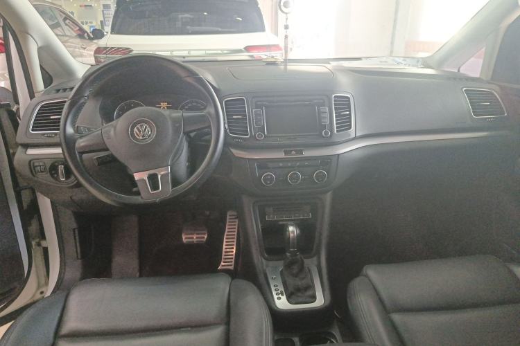 Used Volkswagen Sharan 2013 1.8TSI Standard Model
