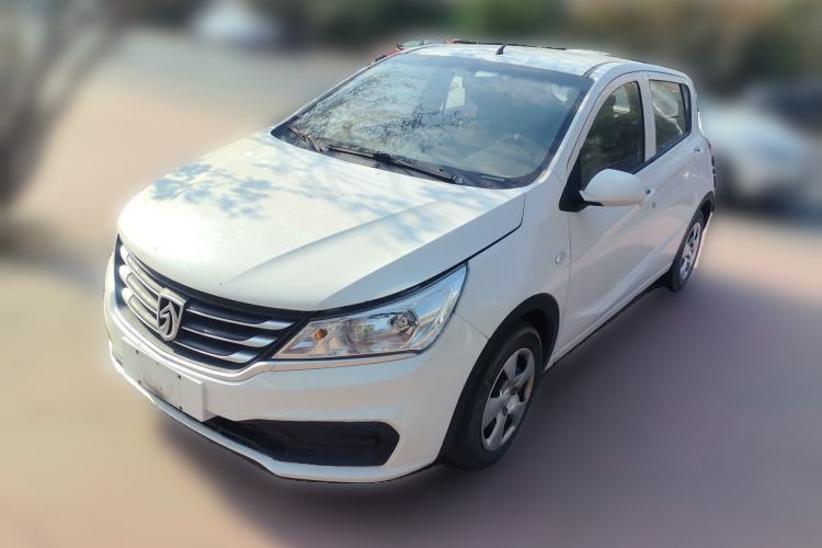 Used Baojun 310 2016 1.2L manual Comfort trim level