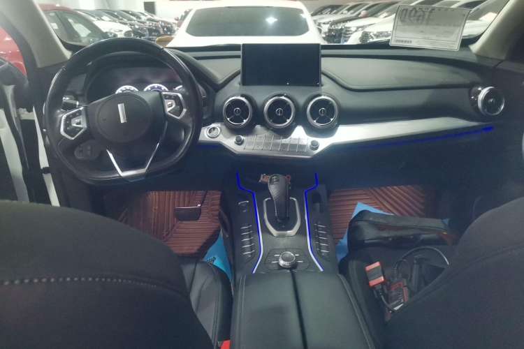 Used Wey VV7 2019 Upgraded Model 2.0T Ultra-Luxury Version China V Standard