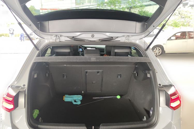 Used Volkswagen Golf 2023 280TSI DSG R-Line
