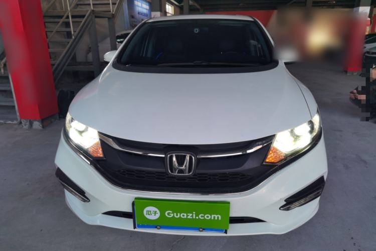 Used Honda Jade 2017 1.8L automatic Comfort version 5 seats
