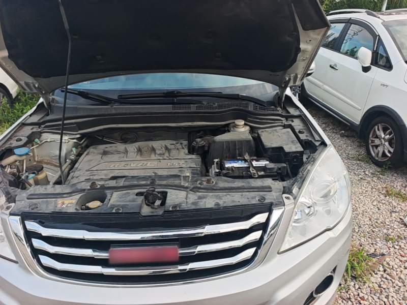Used Haval H6 2014 Upgraded Model 1.5T Manual Two-Wheel Drive Elite Version — 23