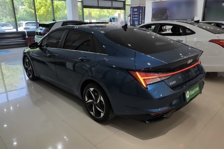 Used Hyundai Elantra 2021 1.5L CVT GLX Elite Edition Rear Left 45 Deg