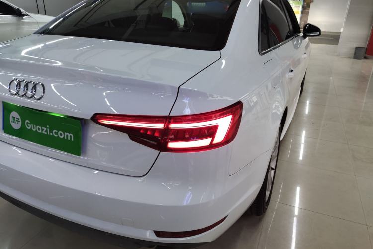 Used Audi A4L 2017 40 TFSI Ambition Edition