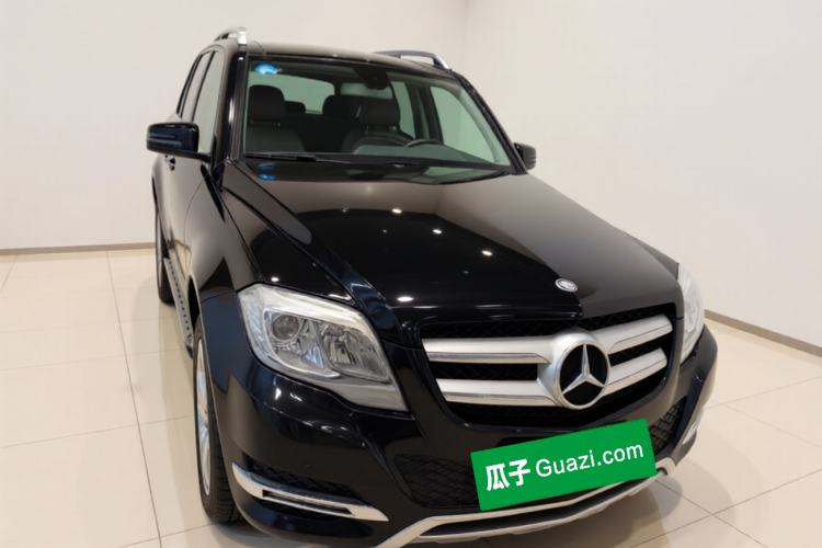 Used Mercedes-Benz GLK-Class 2013 GLK 300 4MATIC Dynamic Sunroof Model
