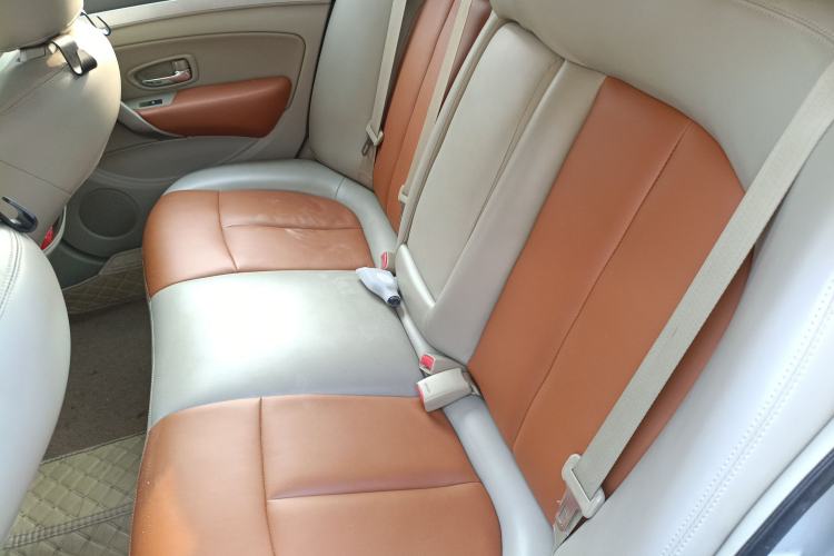 Used Dongfeng Aeolus A60 2014 1.6L Automatic Luxury Model