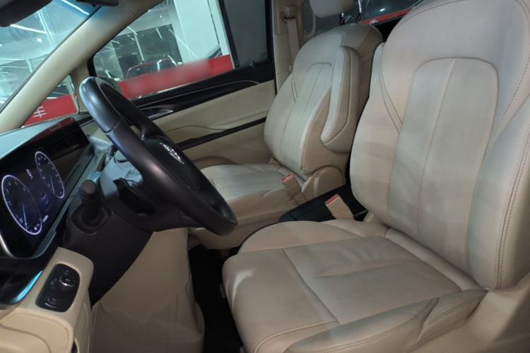 Used Buick GL8 2022 ES Landtrek 653T Luxury Edition Left Front Seat