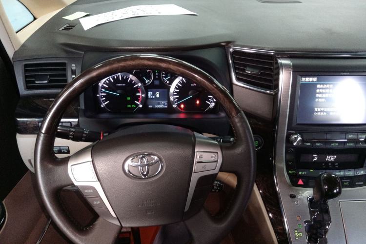 Used Toyota Alphard 2012 3.5L Luxury Edition
