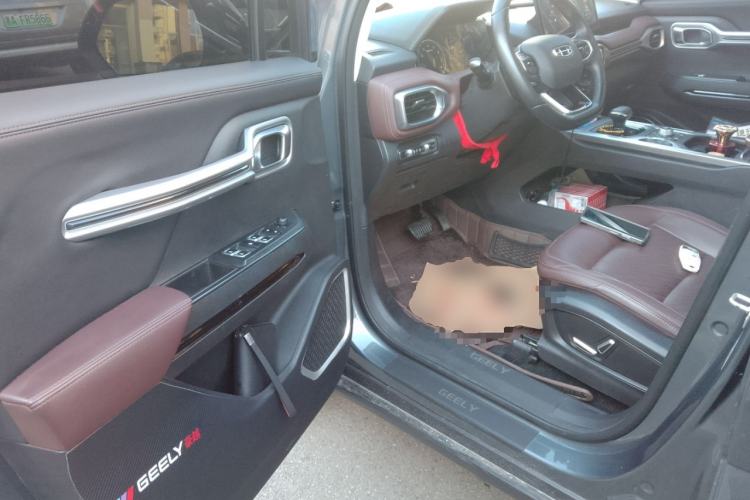 Used Geely Auto Haoyue 2022 1.8TD DCT Luxury Model 5 Seats Driver Seat