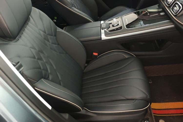 Used Chery Tiggo 9 2023 2.0T Dual-Clutch Two-Wheel Drive Prestige Version 5 Seats Right Front Seat