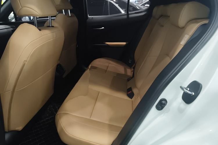Used Lexus UX 2022 260h Explore-Edition Left Rear Seat