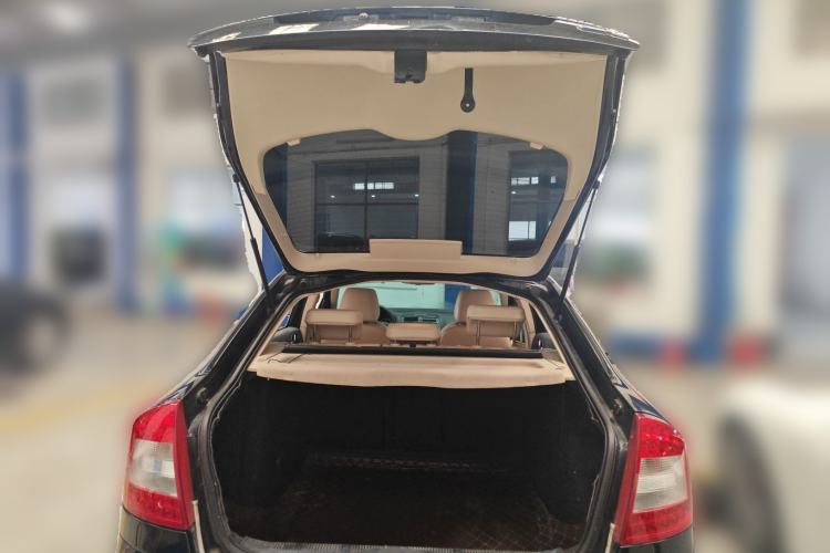 Used Skoda Octavia 2010 1.4TSI DSG Yijun Edition Trunk