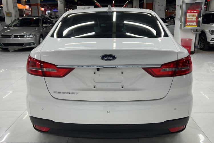 Used Ford Escort 2019 Revised 1.5L Automatic ZhiXiang Version (Tire Pressure Monitoring) China VI Standard
