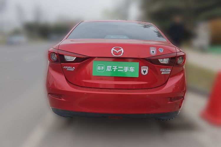 Used Mazda Mazda 3 Axela 2014 Sedan 1.5L Automatic Comfort Model
