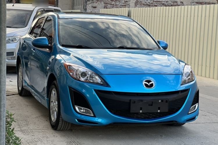 Used Mazda Mazda 3 2013 Hatchback 1.6L Automatic Elite Model
