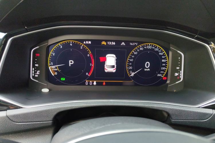 Used Volkswagen T-ROC 2022 280TSI DSG Two-Wheel Drive Comfort PLUS Instrument Cluster