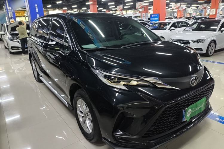 Used Toyota Granvia 2024 2.5L Hybrid Comfort Edition