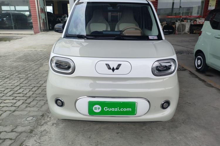 Used Wuling Hongguang MINIEV 2024 3rd Generation 215km Advanced Version
