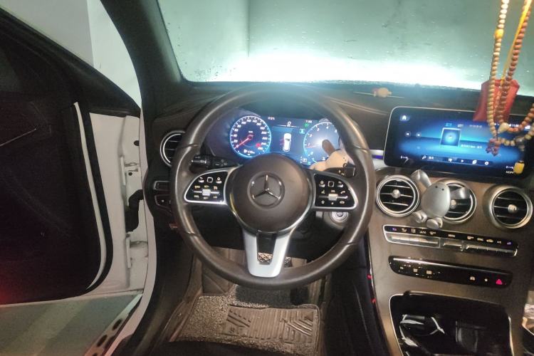 Used Mercedes-Benz GLC 2020 Facelift GLC 260 L 4MATIC Luxury Edition
