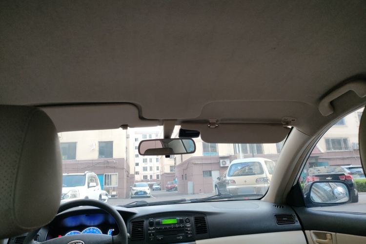 Used BYD F3 2013 Energy-Efficient Model 1.5L Manual Comfort Version Headliner