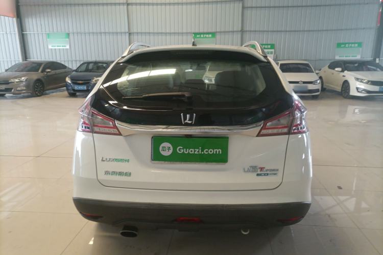 Used Luxgen U6 SUV 2015 1.8T Charm Model

