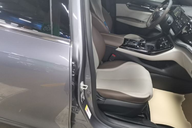 Used BYD Qin PLUS 2023 Champion Edition DM-i 55KM Leading Model
