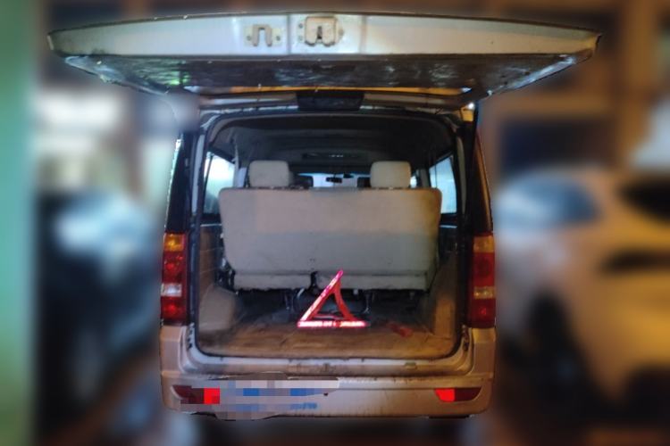 Used Dongfeng Xiaokang C37 2019 1.5L Standard II China VI Emission Standard DK15 Trunk