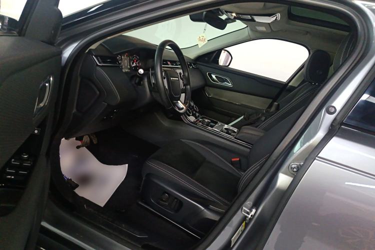 Used Land Rover Range Rover Velar 2019 250 PS
