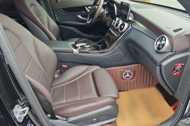 Used Mercedes-Benz GLC 2019 GLC 260 L 4MATIC Dynamic Model