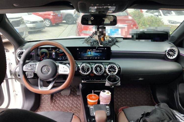 Used Mercedes-Benz A-Class 2021 A 200 L Sport Sedan Fashion Model
