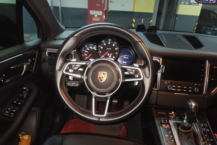 Used Porsche Macan 2016 Macan 2.0T
