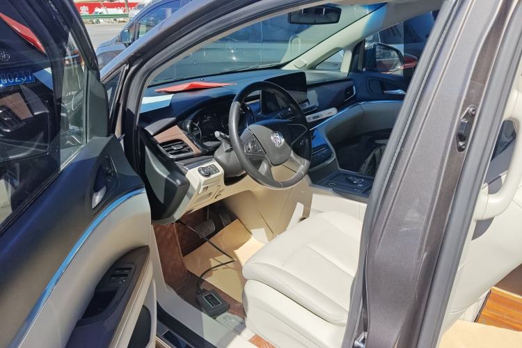 Used Buick GL8 2020 Land Business Class 652T Luxury Model
