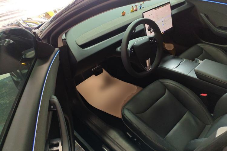 Used Tesla Model 3 2023 Rear-Wheel-Drive Version