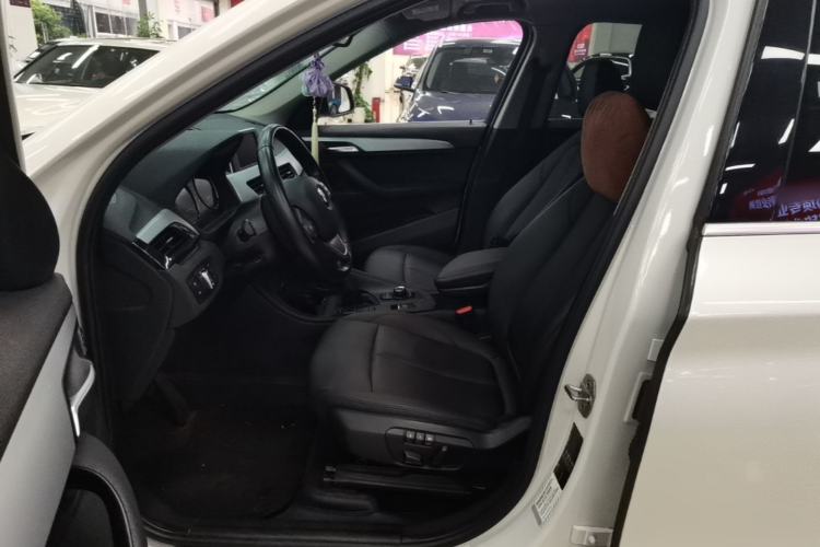 Used BMW X1 2019 sDrive20Li Leading Model
