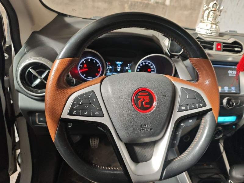 Used BYD Yuan 2017 1.5L Manual with Panoramic Sunroof — 2