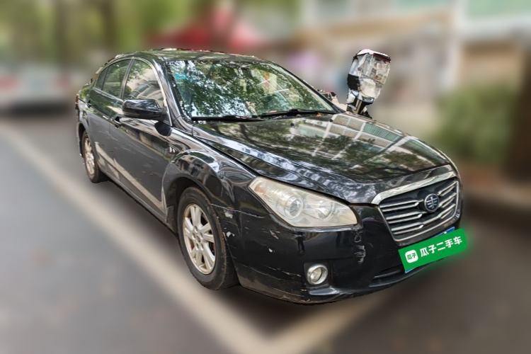 Used Bestune B50 2011 1.6L automatic with sunroof
