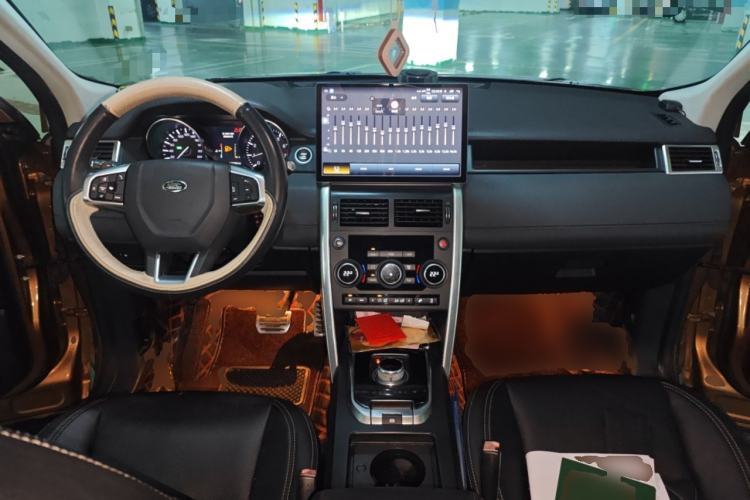 Used Land Rover Discovery Sport 2016 2.0T SE
