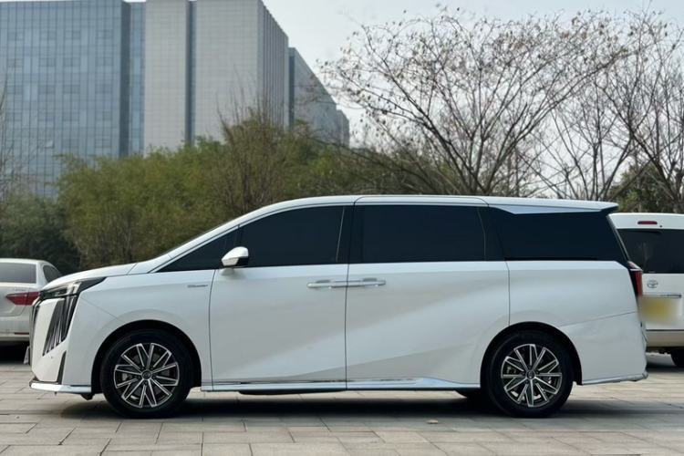 Used GAC Trumpchi M8 2024 Master Series Super Hybrid Edition