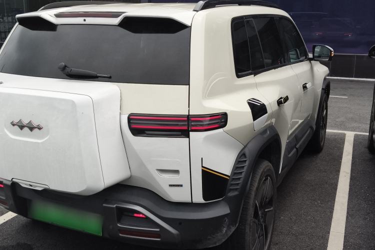 Used Formula Leopard Titanium 3 2025 501KM All-Wheel Drive Intelligent Driving Ultra Version Rear Right 45 Deg