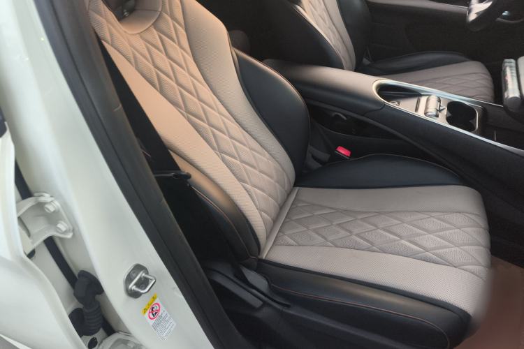 Used BYD Dolphin 2021 405 km Fashion Edition
