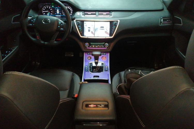 Used Land X7 2018 Geely Xingyue 1.5T Panoramic Supreme Model Center Console