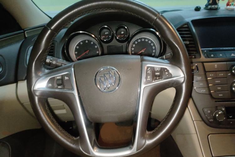 Used Buick Regal 2012 2.0L Luxury Edition
