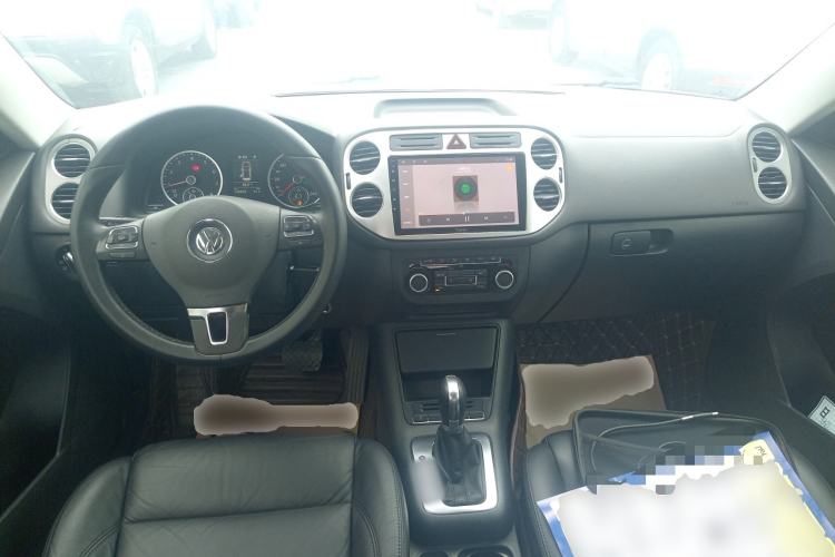 Used Volkswagen Tiguan 2012 1.8TSI Automatic Two-Wheel Drive Trend Edition Center Console