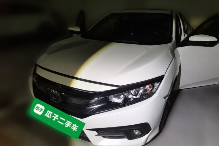 Used Honda Civic 2016 220TURBO CVT Luxury Edition Guazi used car, China used car export, Used car for sale, Used  cars, Cheapest cars for sale