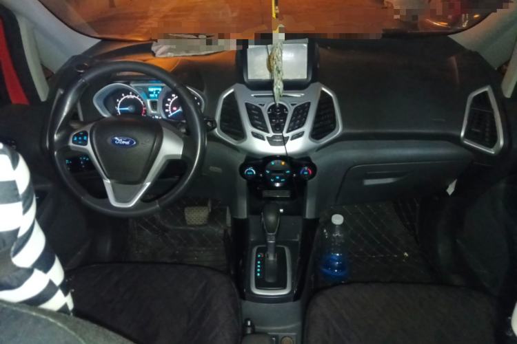 Used Ford EcoSport 2013 1.5L Automatic Prestige Model Center Console