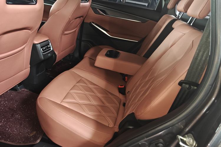 Used CHANGAN CS75 PLUS 2023 3rd Generation 1.5T Automatic Prestige Model
