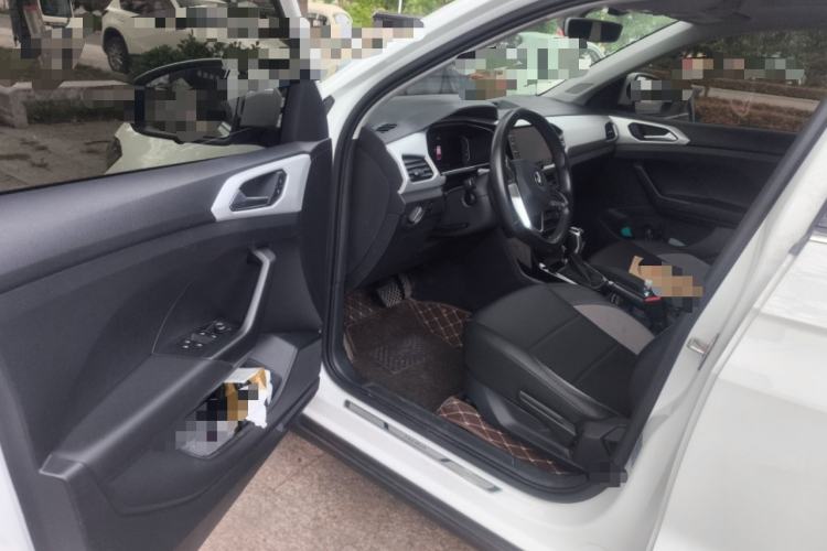 Used Volkswagen Tacqua 2020 280TSI DSG EnjoyPro Driver Seat