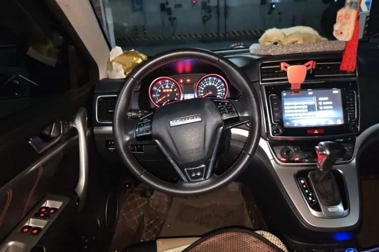 Used Haval H6 2015 Sport Edition 1.5T Automatic Two-Wheel Drive Luxury Model
