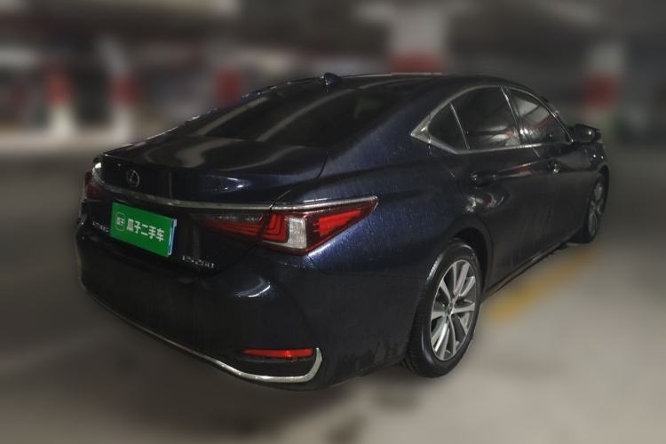 Used Lexus ES 2020 200 Excellence Edition
