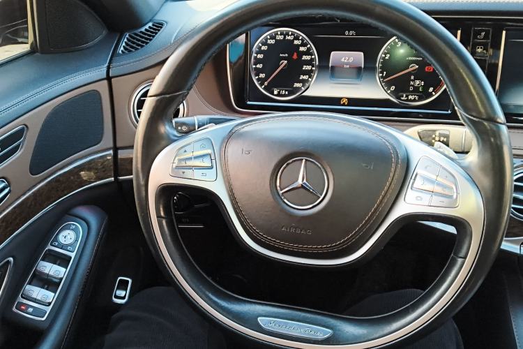 Used Mercedes-Benz S-Class 2017 S 320 L Business Model Steering Wheel